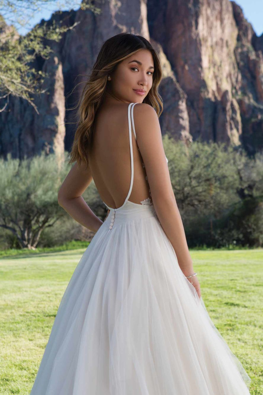 Ramona Design romantisk brudklänning