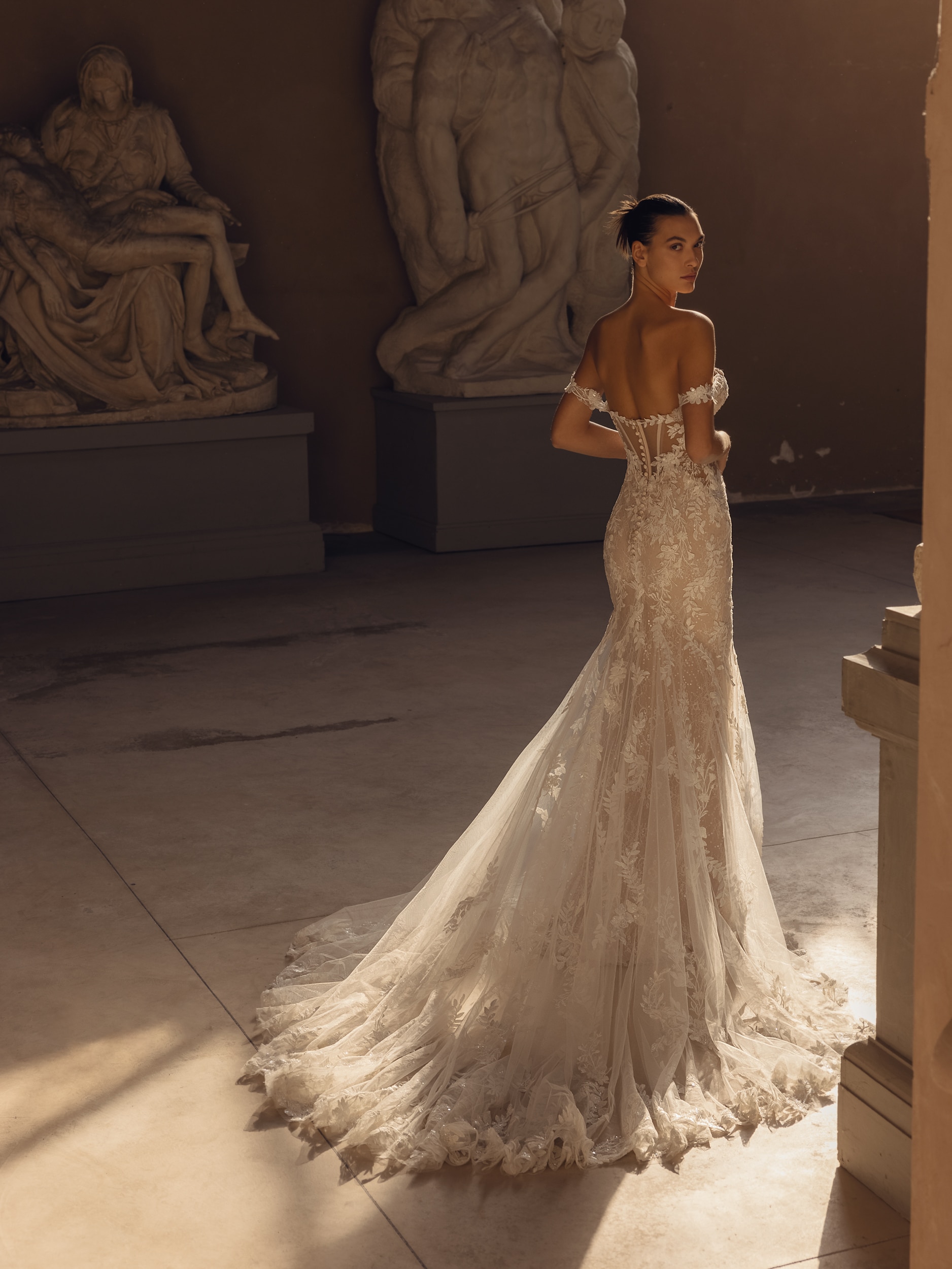 Exklusiv brudklänning EXL25016 - Bild 2