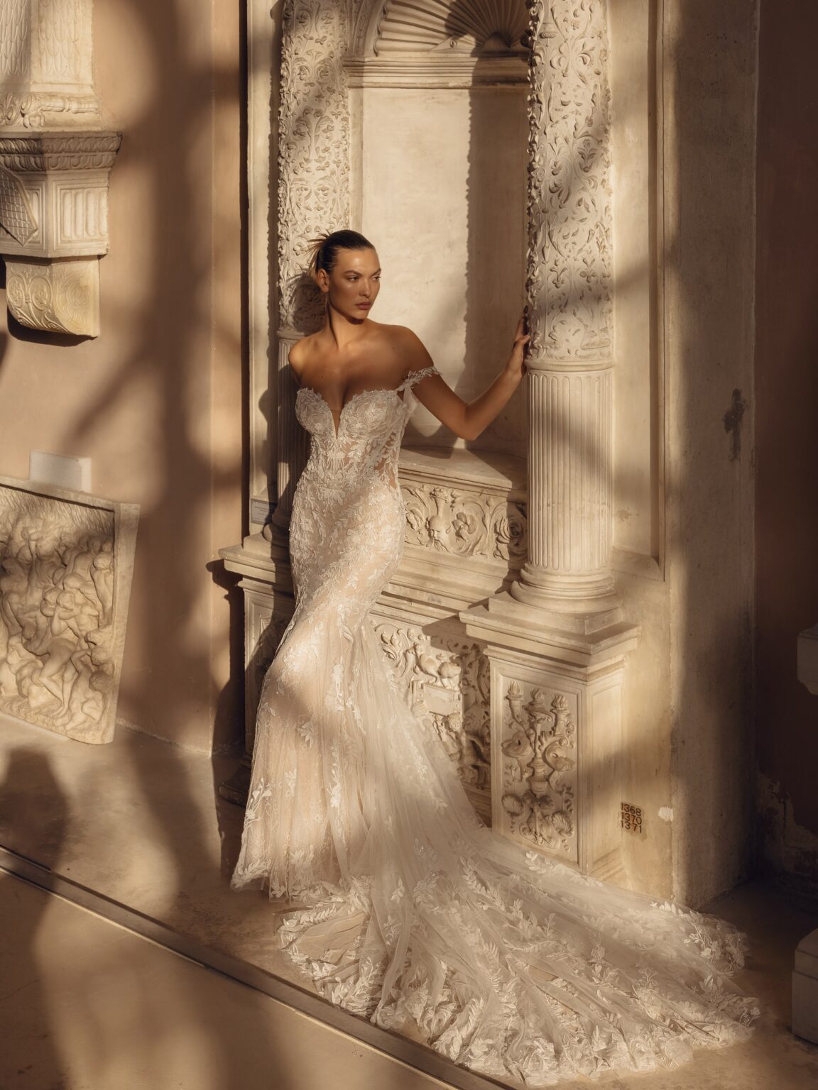 Exklusiv brudklänning EXL25016